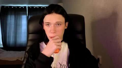 Polik online show from April 2026 06:49:01 AM