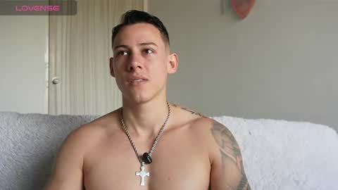 Snapshot of muscle_king_cum chatting on July 2026 01:37:01 PM muscle_king_cum online show from July 2026 01:37:01 PM