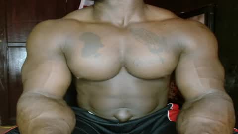 musclegod23 online show from July 2026 07:08:02 PM