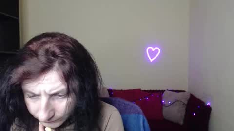 Jeneva online show from April 2026 06:05:01 PM