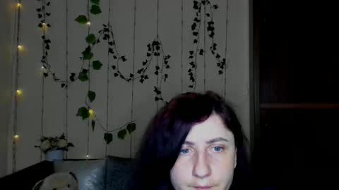 Jeneva online show from April 2026 06:23:02 PM