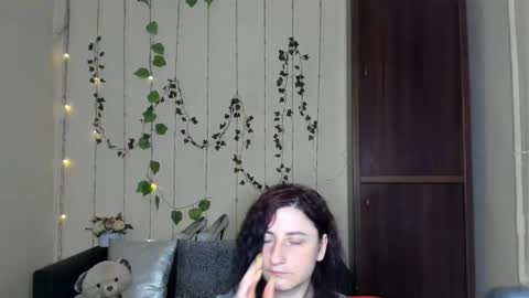 Jeneva online show from April 2026 06:37:01 PM