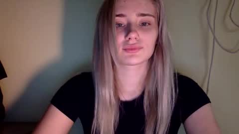 musescorner online show from March 2026 03:51:02 PM