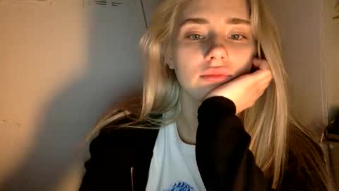 musescorner online show from March 2026 07:06:02 PM