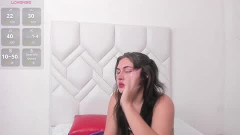 LINDA  AND EMILIO online show from April 2026 05:27:02 AM