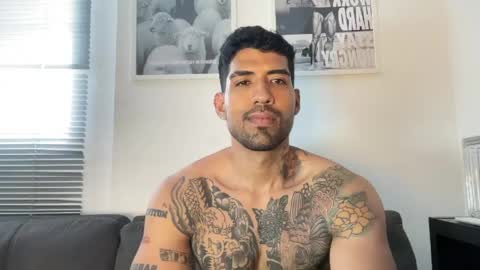 Myke esthetic online show from April 2026 01:07:01 PM