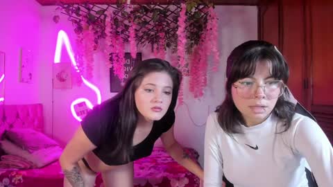 Snapshot of mylittlebunny__ chatting on January 2025 02:31:01 AM helen online show from January 2025 02:31:01 AM
