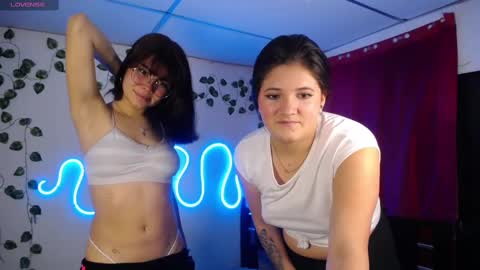 Snapshot of mylittlebunny__ chatting on February 2025 02:25:01 AM helen online show from February 2025 02:25:01 AM