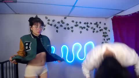 Snapshot of mylittlebunny__ chatting on March 2025 06:02:02 AM helen online show from March 2025 06:02:02 AM