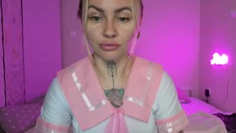 mysterious_twist online show from May 2026 04:57:01 PM