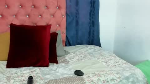 Mystery couple online show from June 2026 07:38:02 PM