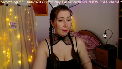 MystyDew online show from April 2026 12:02:01 PM