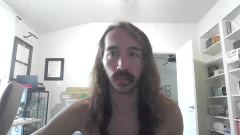 Snapshot of mythrowawayatx chatting on December 2024 05:10:02 PM mythrowawayatx online show from December 2024 05:10:02 PM