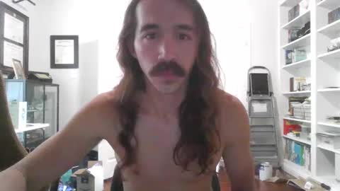 Snapshot of mythrowawayatx chatting on September 2025 09:28:02 PM mythrowawayatx online show from September 2025 09:28:02 PM