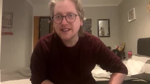 n_ryan98 online show from March 2026 09:48:01 PM