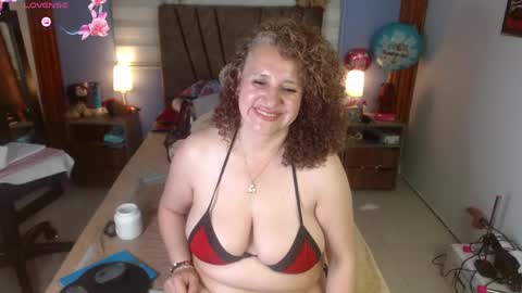 nadia_84 online show from April 2026 07:26:01 PM
