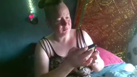 Snapshot of nadurtha chatting on April 2026 04:26:01 PM nadurtha online show from April 2026 04:26:01 PM