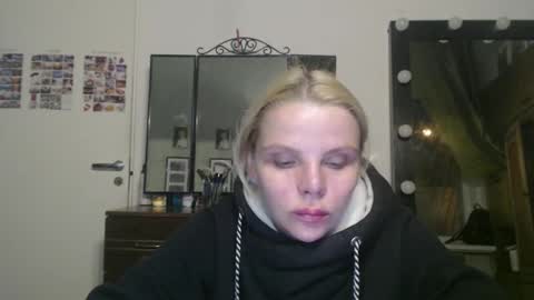 nadyagt online show from March 2026 07:02:02 PM