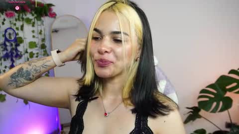 Naho  Sigueme en mis Redes Sociales Follow me on my social networks online show from March 2026 01:02:02 AM