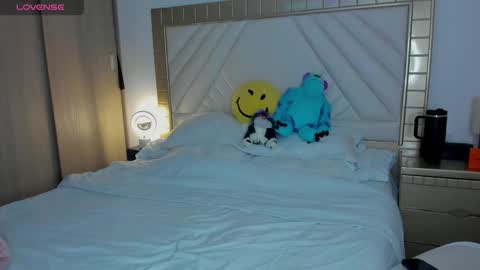 Snapshot of nalah_gomez_ chatting on January 2025 09:36:01 PM Nalah online show from January 2025 09:36:01 PM