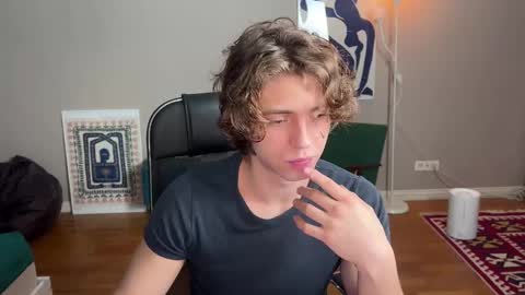 Georges online show from January 2025 07:40:01 PM