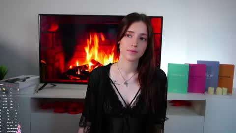 Elizabeth online show from June 2026 01:15:01 AM