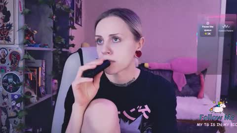 Monday-Friday 12-4 AM and 6-9 AM New York time online show from March 2026 08:15:02 PM