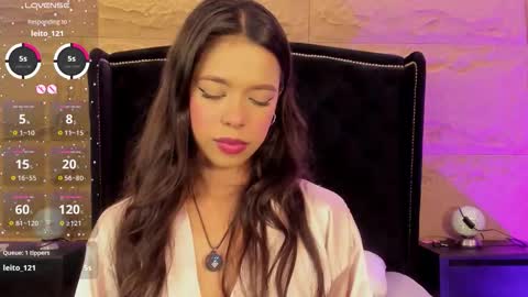 Naomi online show from November 2025 10:30:02 PM