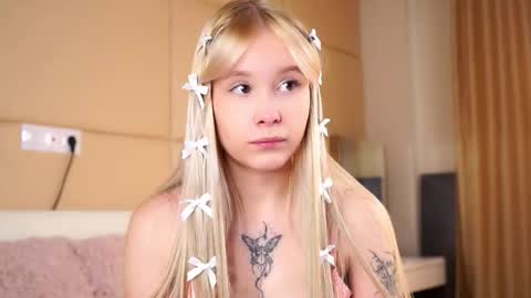 Angel online show from February 2026 04:56:01 AM