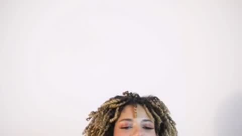 naomidawson online show from June 2026 11:24:02 PM