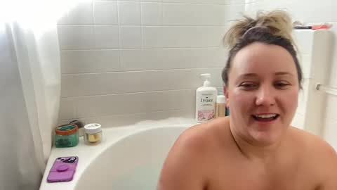 Bunny online show from December 2024 05:50:01 PM