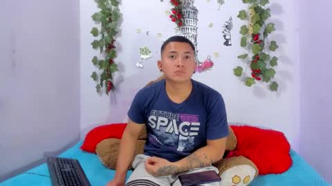 nataliaandjulliam online show from February 2026 03:07:01 AM