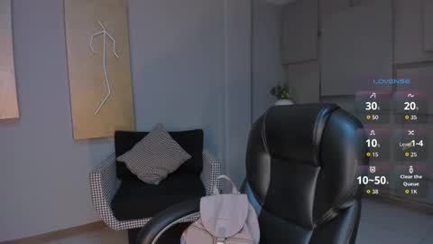 Snapshot of nataliagaret chatting on May 2026 10:32:02 AM Nata online show from May 2026 10:32:02 AM