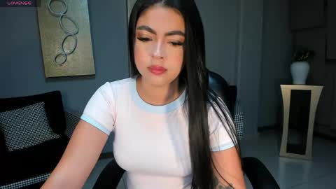 Snapshot of nataliagaret chatting on May 2026 10:30:01 AM Nata online show from May 2026 10:30:01 AM