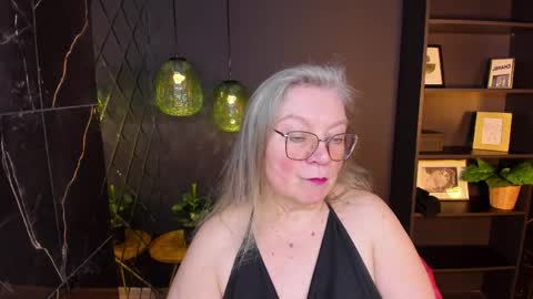 NataliCloud online show from April 2026 01:15:02 PM