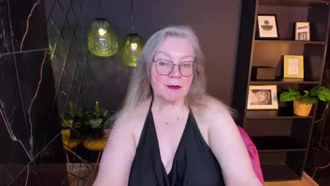 NataliCloud online show from April 2026 01:17:02 PM