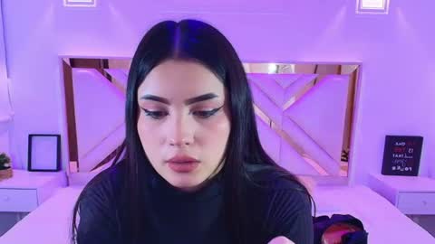 natalie  online show from July 2026 07:49:01 PM