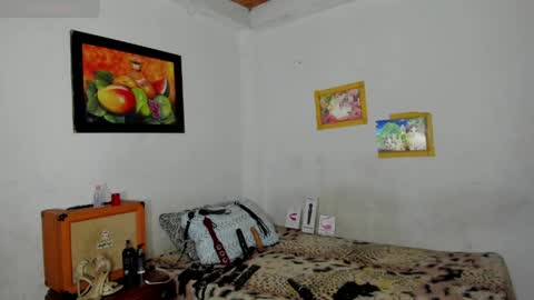 natalie porter  online show from April 2026 03:20:01 AM