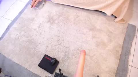 Natalie online show from January 2025 04:33:02 AM