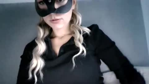 Natali online show from October 2025 03:29:01 PM