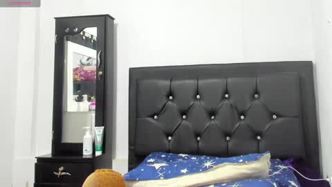 natasshaa_brown online show from October 2025 01:28:01 AM