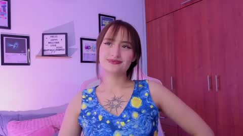 Nathalia Ramirez online show from April 2026 11:35:02 PM