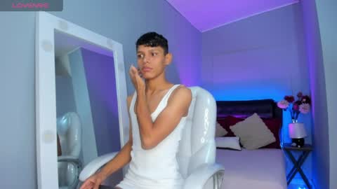nathalie_moon_ online show from May 2026 12:00:01 PM