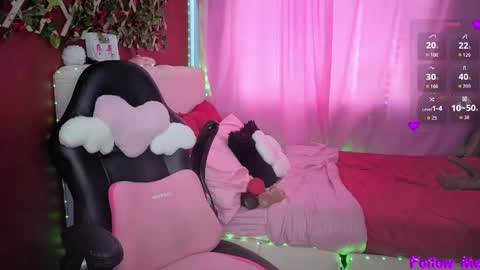 Nathalie online show from April 2026 06:14:02 PM