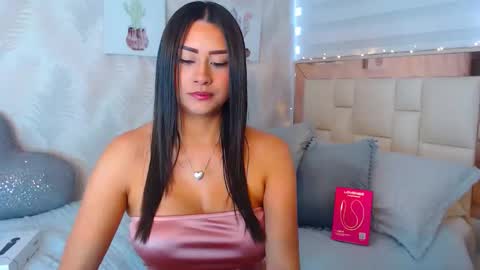 Nathalie Rose online show from March 2026 12:12:02 PM