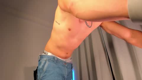 Nathan online show from November 2025 08:33:02 PM