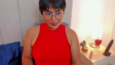 Nathalie online show from April 2026 08:09:02 PM