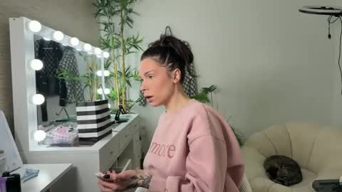 NATTY FIERROS online show from April 2026 05:18:01 PM