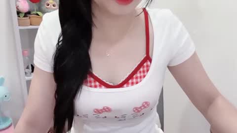 Snapshot of natycutiegirl chatting on June 2026 02:16:01 AM Kiki online show from June 2026 02:16:01 AM