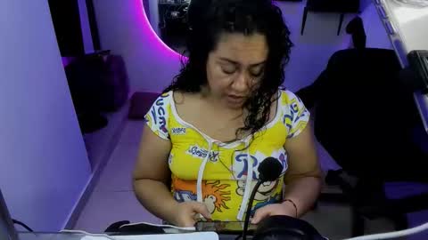 Snapshot of naughty_milf89 chatting on March 2026 05:35:02 AM Alicia online show from March 2026 05:35:02 AM